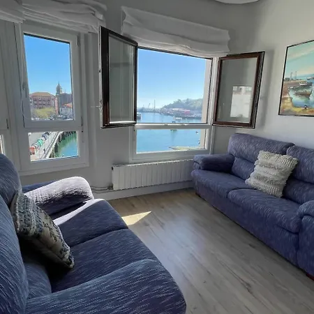 Artza Ii Con Vistas Al Puerto Appartement Bermeo