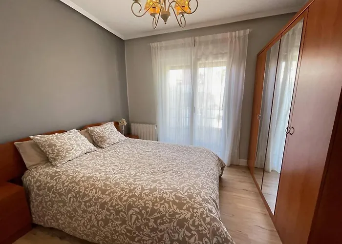 Artza Ii Con Vistas Al Puerto *