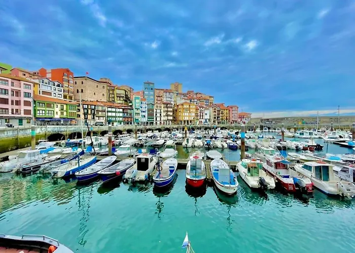 Artza Ii Con Vistas Al Puerto Бермео